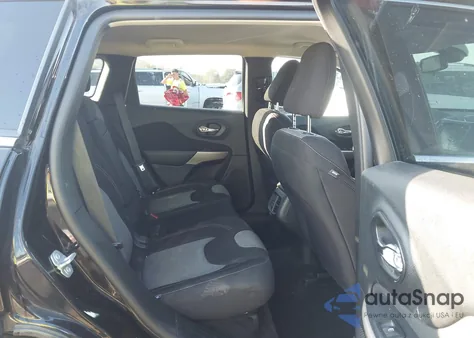 2018 Jeep Cherokee Latitude 4X4 из США, поврежденный, VIN 1C4PJMCB0JD517132